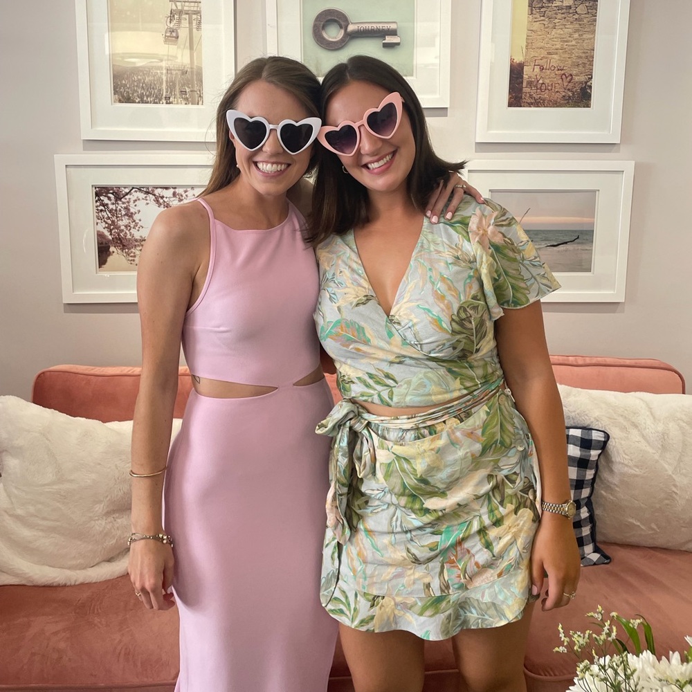 Show Me Your Mumu 2 Piece Tropical Cross Tie Top and Skort Set, Size Medium